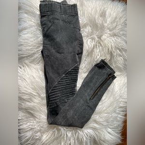 Black Acid-wash Moro Jeggings